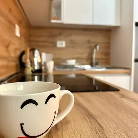 Atmangalem21, Your Cozy * Tirana